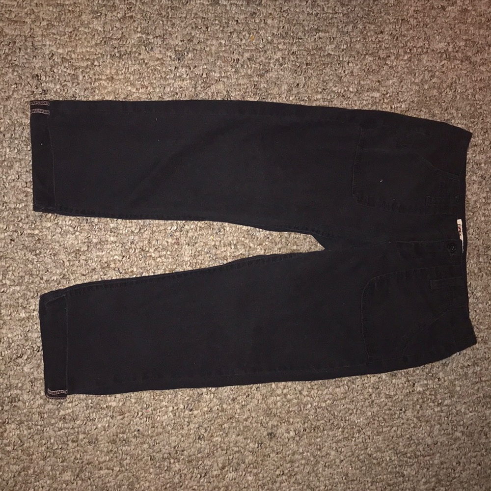 Black Capris